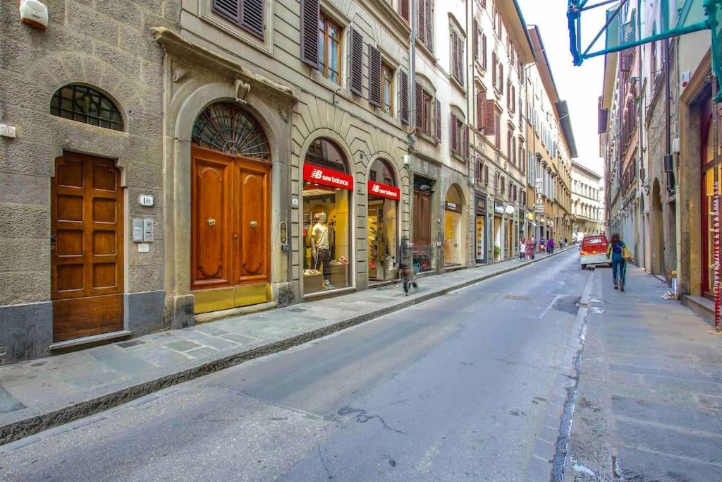 “Gem In Luxurious Street” Wi-Fi Appartamento Firenze Esterno foto