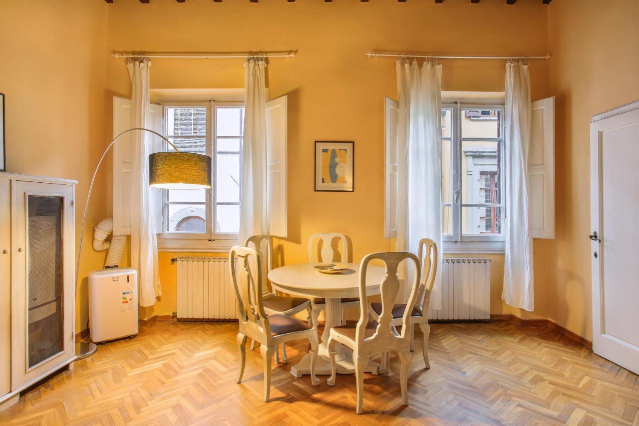 “Gem In Luxurious Street” Wi-Fi Appartamento Firenze Esterno foto