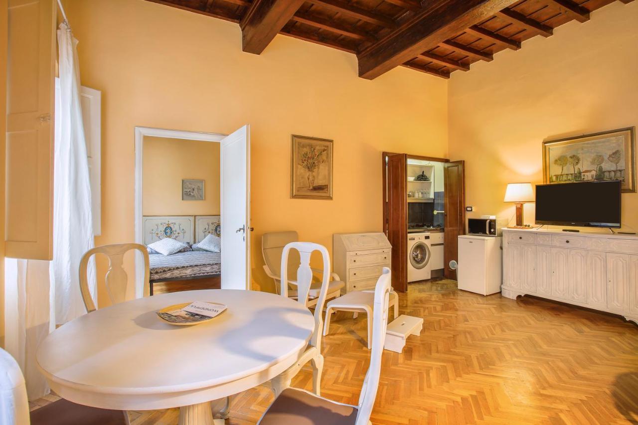 “Gem In Luxurious Street” Wi-Fi Appartamento Firenze Esterno foto